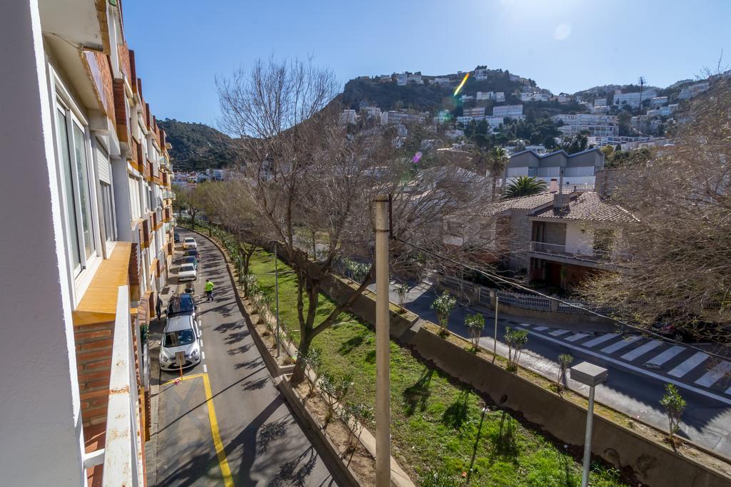 Agi Riera La Cuana Apartment Roses Room photo